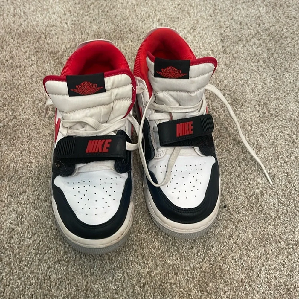 Jordan lows - Picture 1 of 6